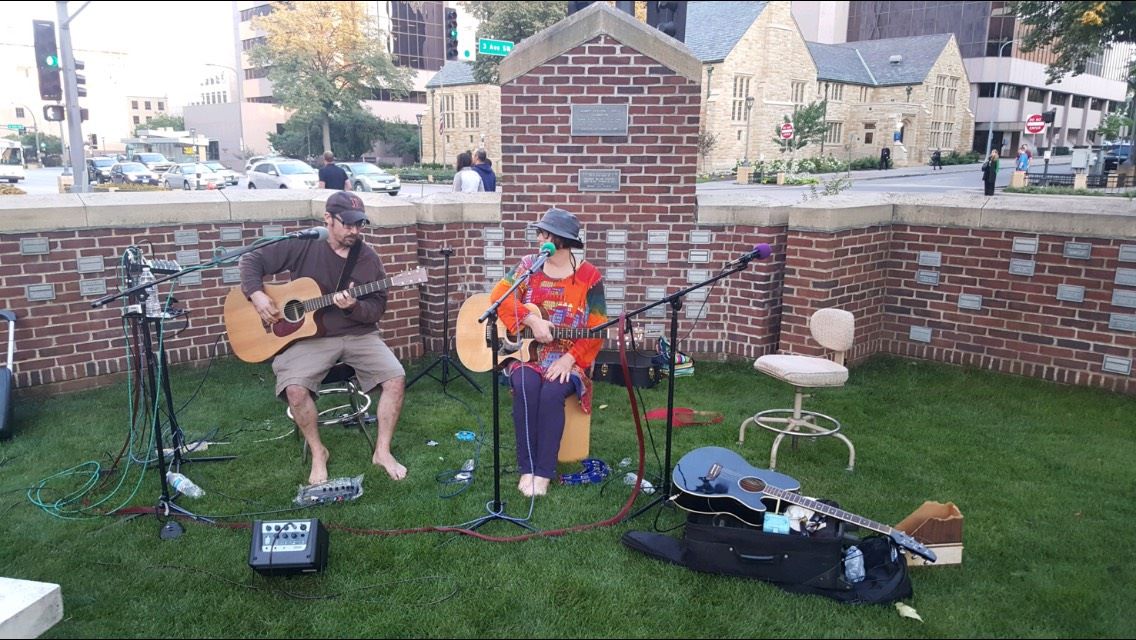 Barefoot Garden- Jeani & Jason at Cafe STEAM